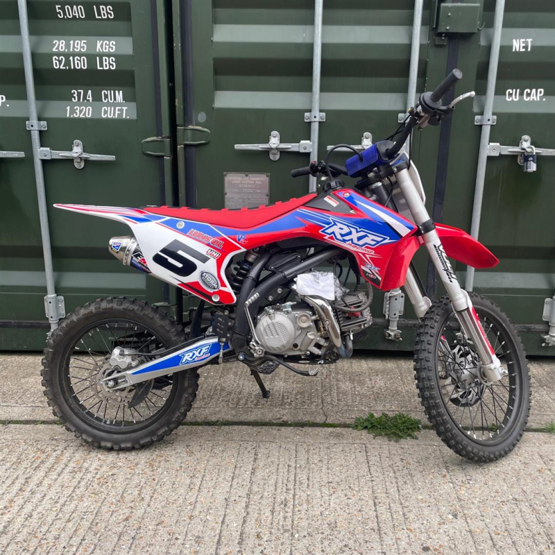 190cc Freeride XL RXF Racing Adults Dirt Bike - 19 / 16" (Red) - USED / EX DEMO