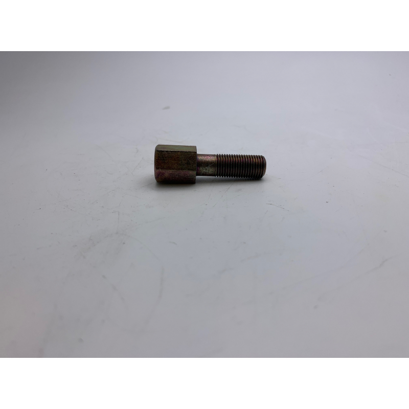 FRONT PULLEY BOLT