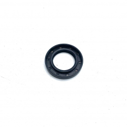 Rear Carrier Oil Seal (No. 15)