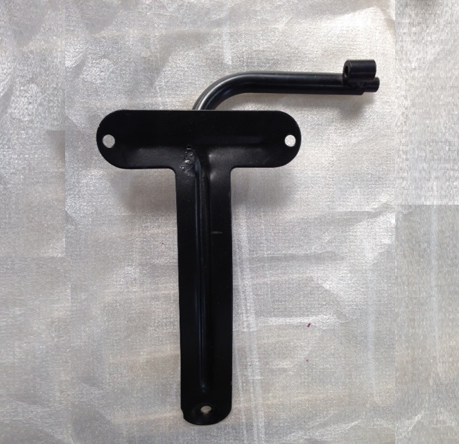 REAR LEFT MUDGUARD BRACKET