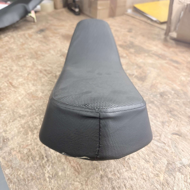 Seat - Panther 110cc / Sniper 120cc - Damaged