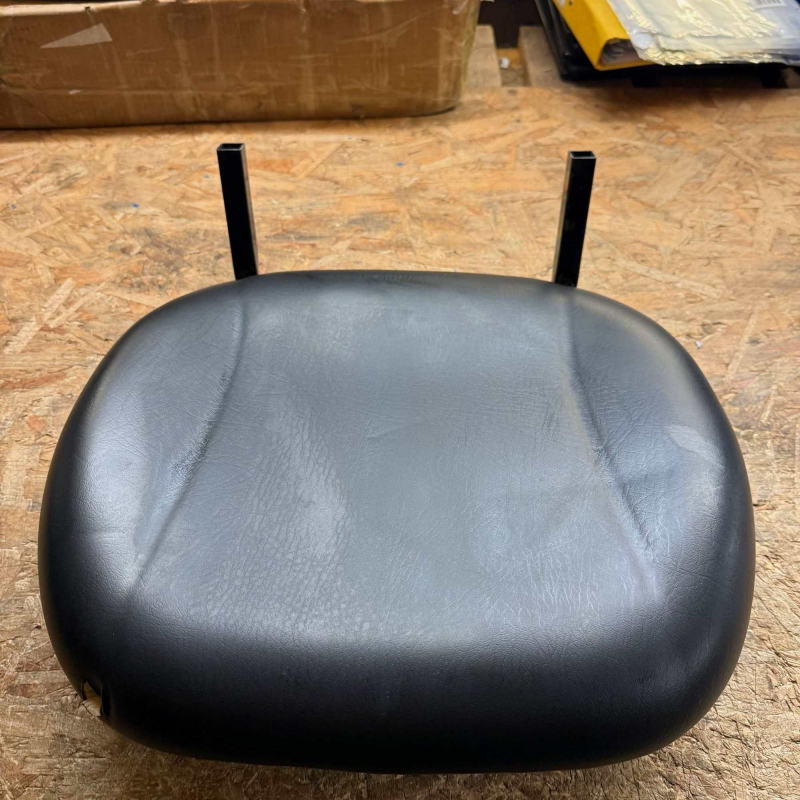 Seat Base (Slight Rip) - Hammerhead GTS150
