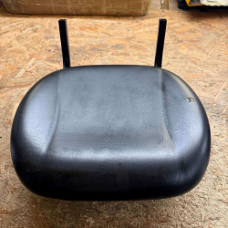 Seat Base (Slight Rip) - Hammerhead GTS150