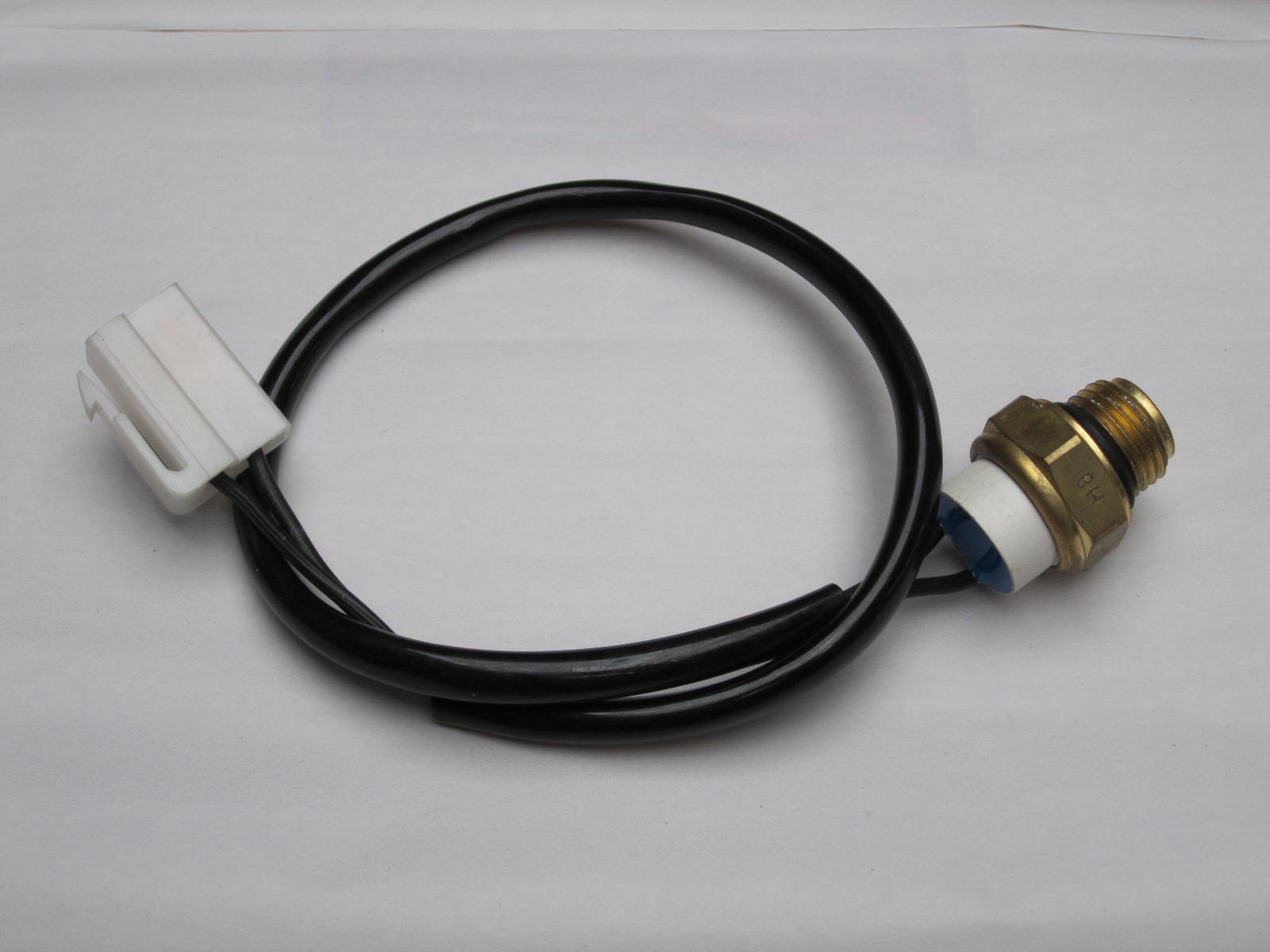 WATER TEMPERATURE SENDER UNIT 82 (Engine)